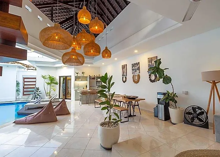 Ferienhaus Canggu Near Cafe Del Mar 5-min-walk To