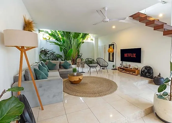Ferienhaus Canggu Near Cafe Del Mar 5-min-walk To