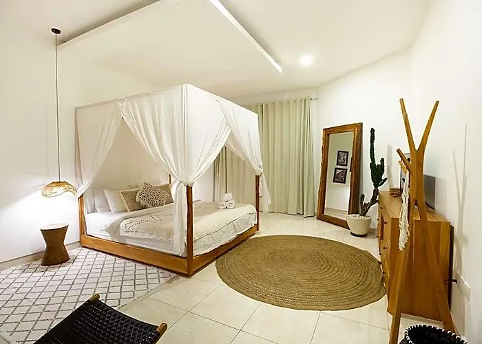 Canggu Near Cafe Del Mar 5-min-walk To Residence